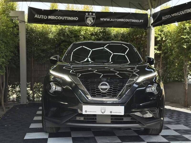 Preto Usado 2023 Nissan Juke N-Connecta SUV | € 24.500 (Caro) - Imagem 1/4