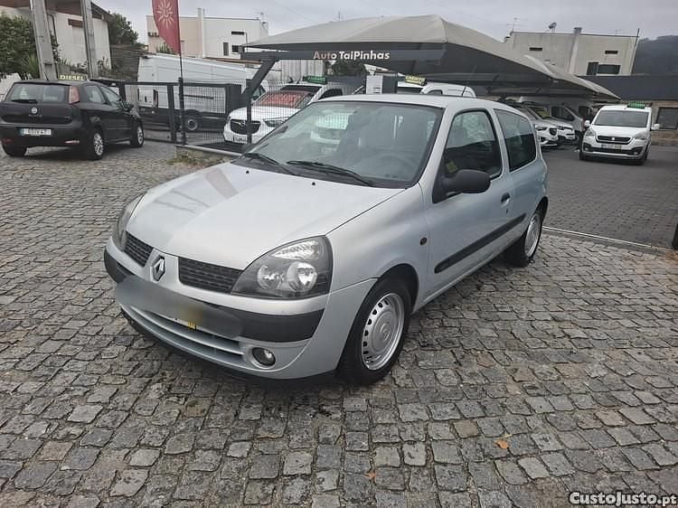Cinza Usado 2001 Renault Clio II | € 1.950 (Preço justo) - Imagem 1/1