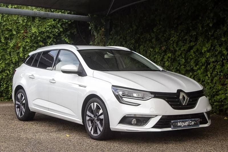 Branco Usado 2019 Renault Mégane IV Bose Edition Carrinha | € 13.500 (Preço justo) - Imagem 1/4
