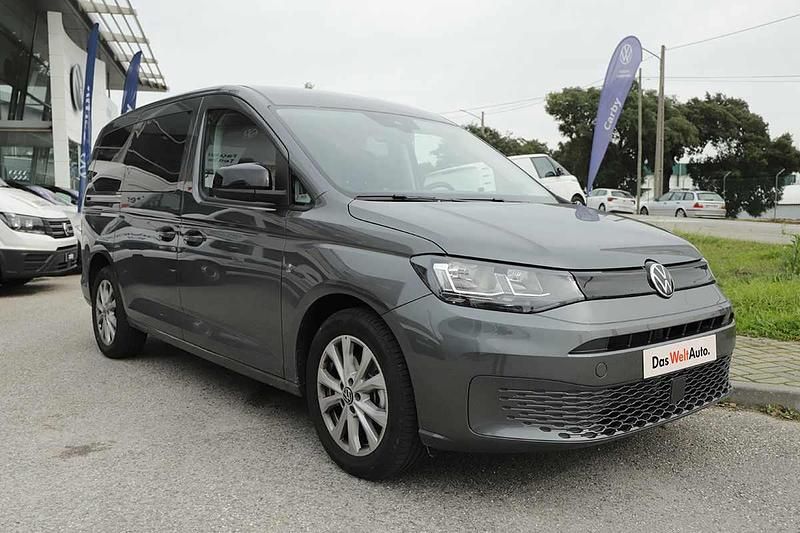 Cinzento Usado 2024 VW Caddy Monovolume | € 36.990 - Imagem 1/4