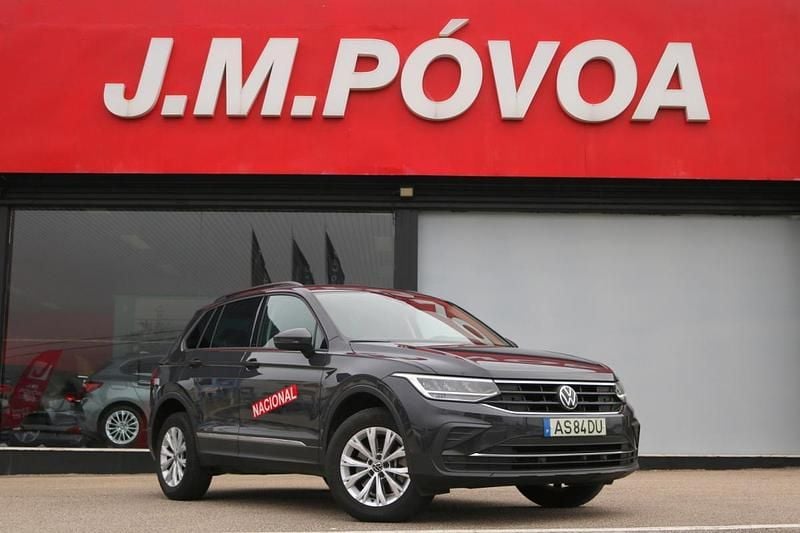 Cinzento Usado 2022 VW Tiguan SUV | € 23.990 (Preço justo) - Imagem 1/4