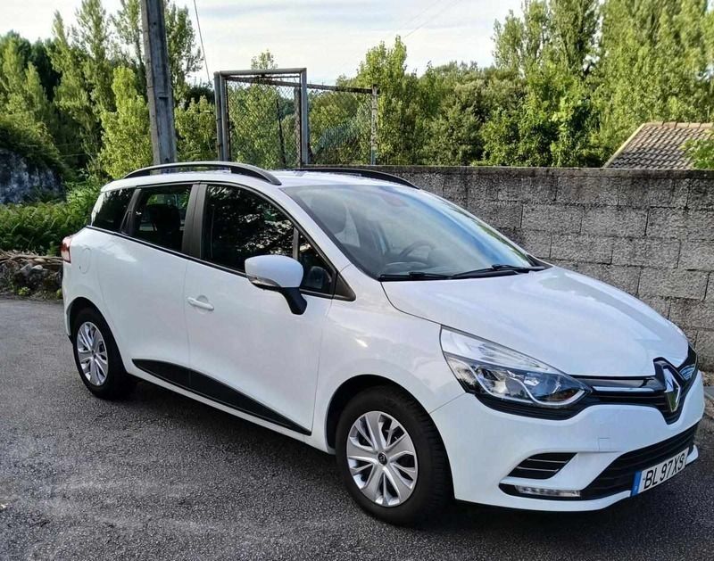 Branco Usado 2017 Renault Clio IV Carrinha | € 14.490 (Preço elevado) - Imagem 1/4