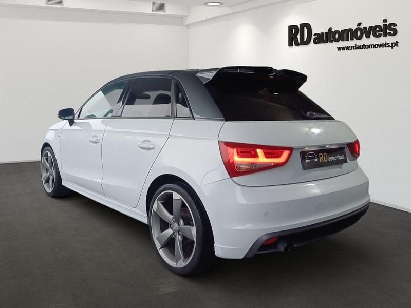 Usado Audi A1 S-Line 90 HP (66 kW) 2012 Branco Citadino