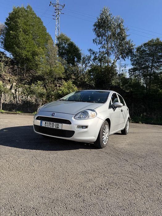 Usado Fiat Punto 2016 Sedan