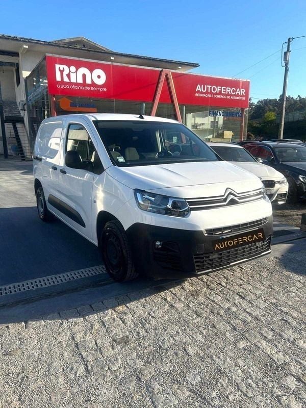 Branco Usado 2022 Citroën Berlingo Monovolume | € 16.750 (Preço justo) - Imagem 1/4