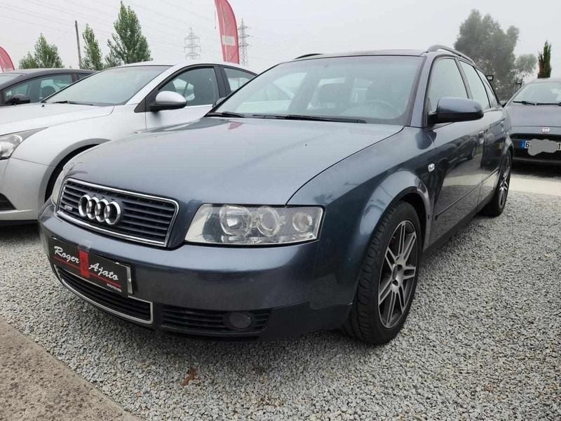 Cinzento (metalizado) Usado 2002 Audi A4 Sport Carrinha | € 8.850 (Caro) - Imagem 1/4