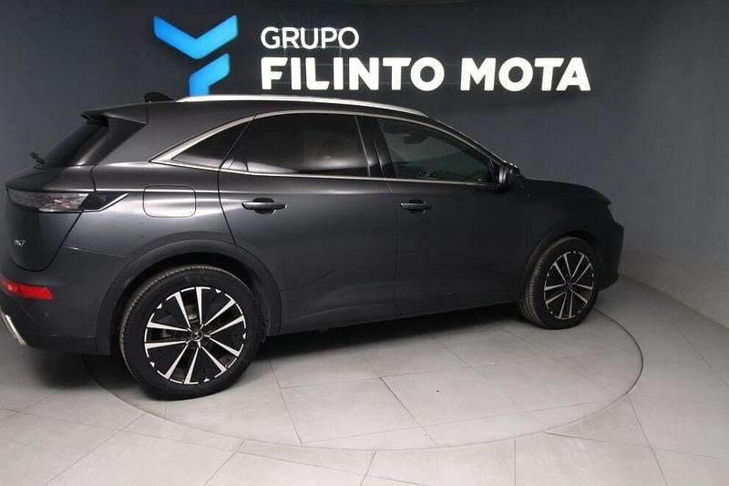 Usado DS Automobiles DS7 Crossback Rivoli 300 HP (220 kW) 2024 Cinza SUV