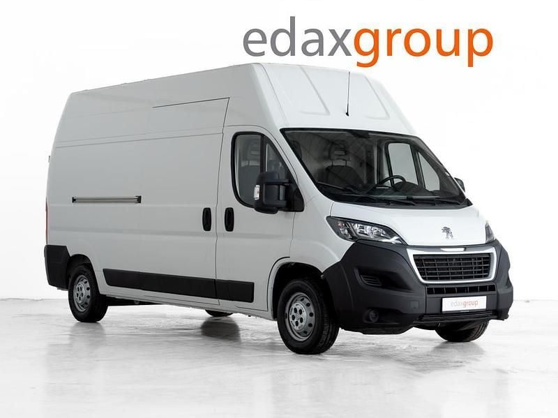 Branco Usado 2020 Peugeot Boxer Van | € 16.490 (Bom preço) - Imagem 1/4