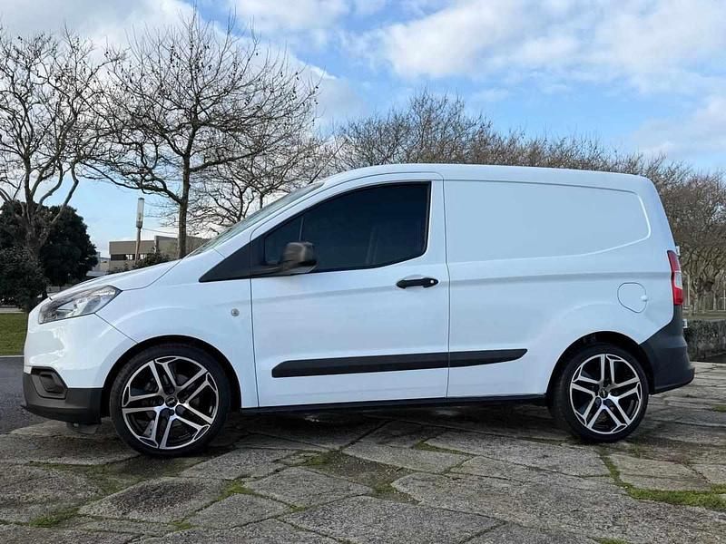 Usado Ford Transit 100 HP (73 kW) 2022 Branco