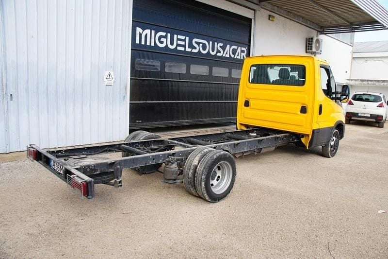 Usado Iveco Daily 180 HP (132 kW) 2021 Outra