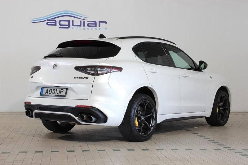 Usado Alfa Romeo Stelvio Quadrifoglio 510 HP (375 kW) 2021 Branco SUV