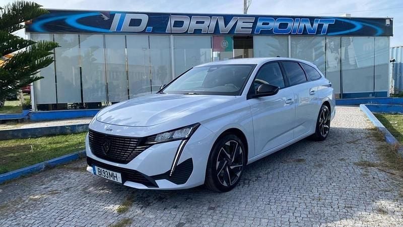 Branco Usado 2024 Peugeot 308 Allure Carrinha | € 24.900 (Super Preço) - Imagem 1/4