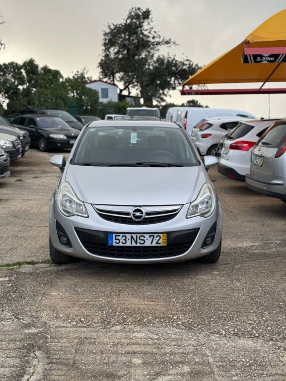 Cinza Usado 2013 Opel Corsa | € 8.900 (Caro) - Imagem 1/4