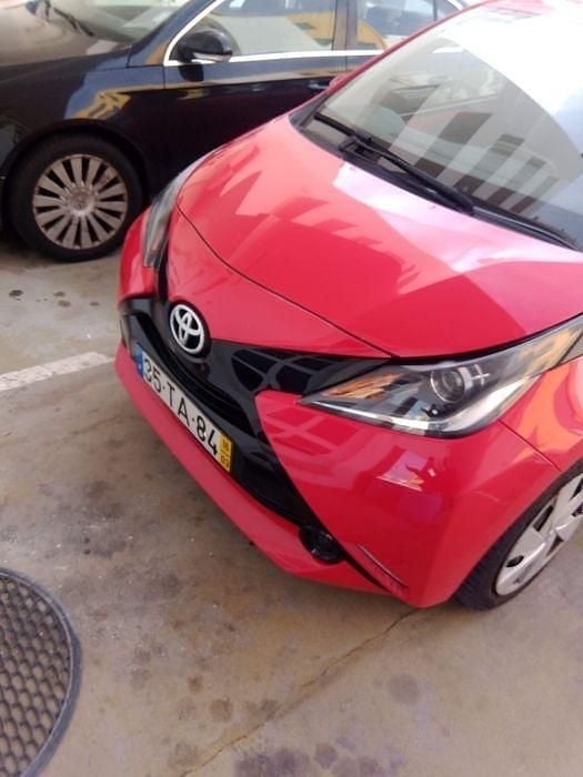 Usado 2016 Toyota Aygo Citadino | € 7.000 (Preço justo) - Imagem 1/4