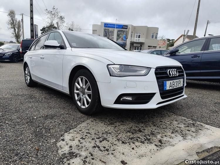 Branco Usado 2015 Audi A4 Business Carrinha | € 14.900 (Preço justo) - Imagem 1/1