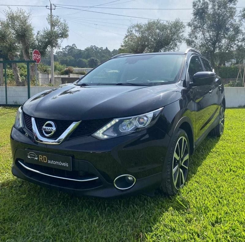 Preto Usado 2015 Nissan Qashqai Premium Edition SUV | € 17.000 (Preço elevado) - Imagem 1/4