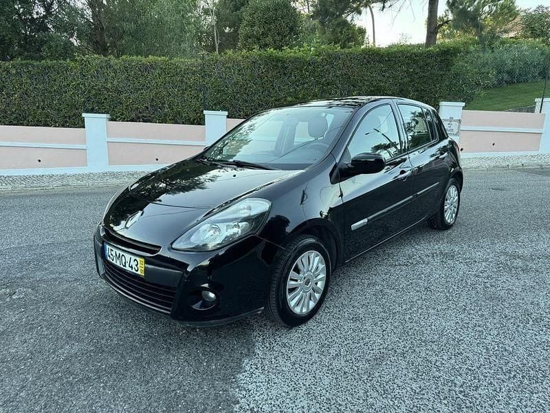 Usado 2012 Renault Clio IV Sedan | € 3.950 (Super Preço) - Imagem 1/4