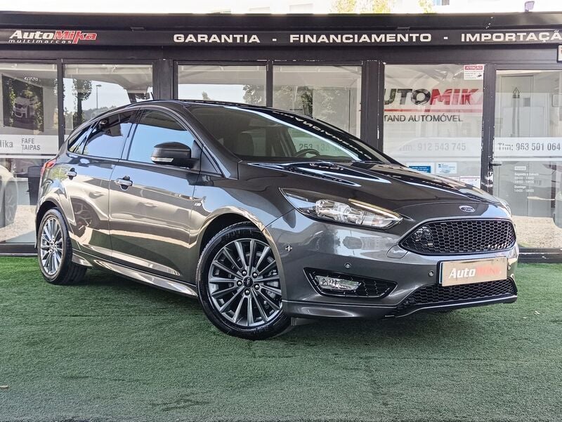 Cinza Usado 2017 Ford Focus ST-Line | € 16.900 (Caro) - Imagem 1/4