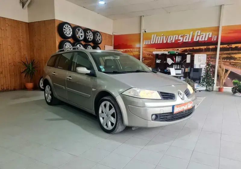 Cinzento Usado 2007 Renault Mégane GrandTour Carrinha | € 5.900 (Preço elevado) - Imagem 1/4