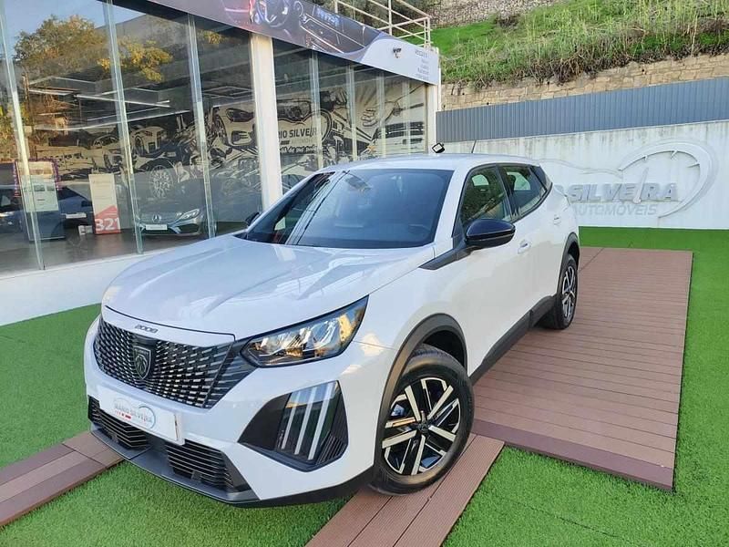 Branco Usado 2023 Peugeot 2008 Active SUV | € 18.990 (Preço justo) - Imagem 1/4