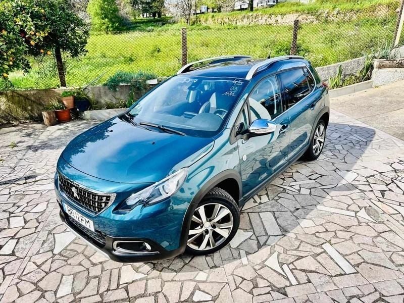 Usado Peugeot 2008 Crossway 110 HP (80 kW) 2016 Azul SUV