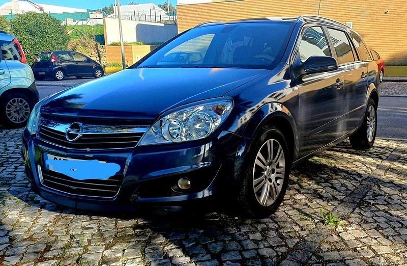 Usado 2007 Opel Astra Sedan | € 4.500 (Preço justo) - Imagem 1/4