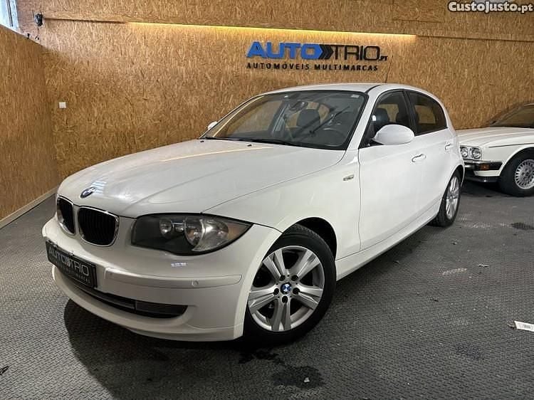 Branco Usado 2008 BMW 118 Citadino | € 8.750 (Preço justo) - Imagem 1/1