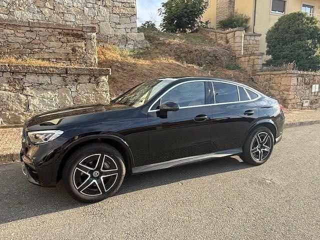 Usado Mercedes GLC300e 333 HP (244 kW) 2024 Coupé