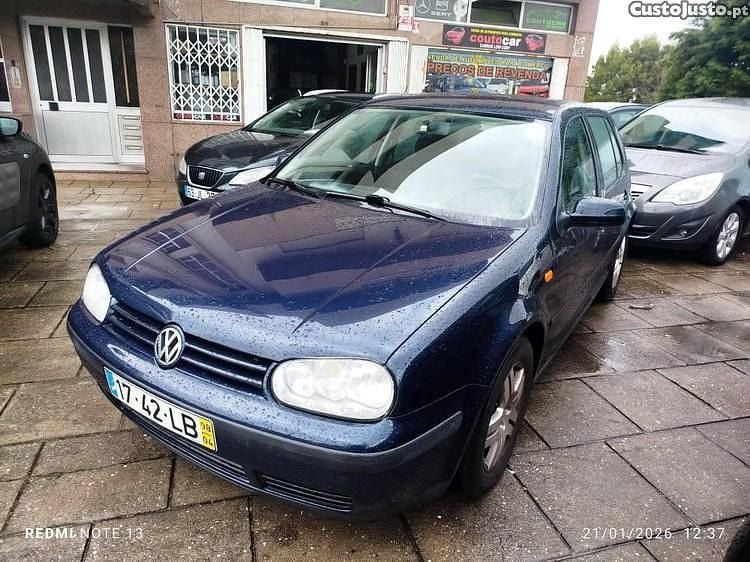 Azul Usado 1998 VW Golf Sedan | € 2.799 - Imagem 1/1