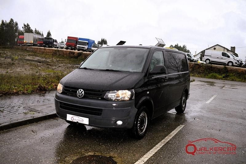 Usado VW T5 114 HP (83 kW) 2013 Preto Van