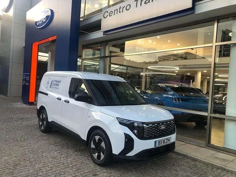 Usado Ford Transit Trend 100 kW (136 HP) 2025 Branco Van