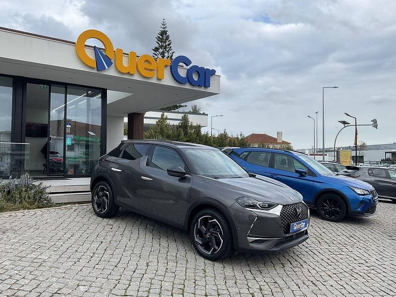 Usado DS Automobiles DS3 Crossback Grand Chic 130 HP (95 kW) 2020 Cinza SUV
