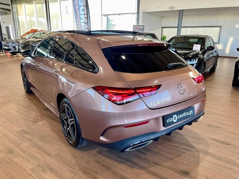 Usado Mercedes CLA250e Shooting Brake AMG line 218 HP (160 kW) 2022 Castanho Carrinha