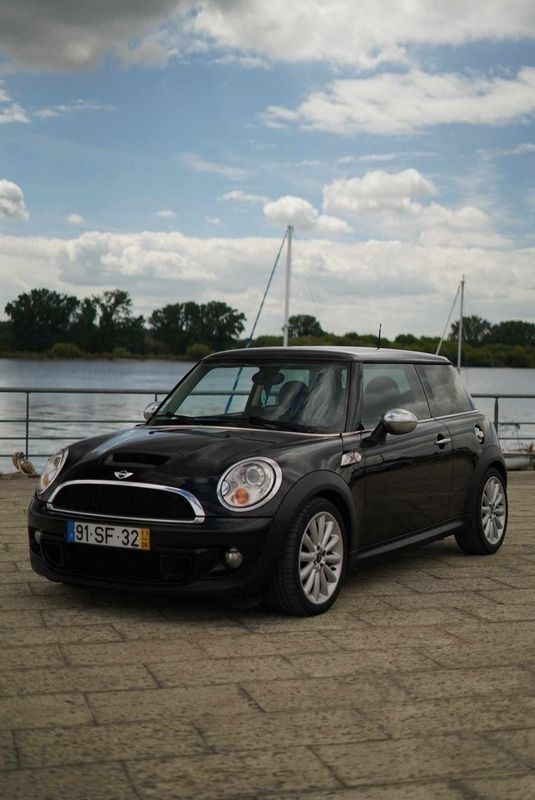 Preto Usado 2011 Mini Cooper Citadino | € 9.000 (Bom preço) - Imagem 1/4