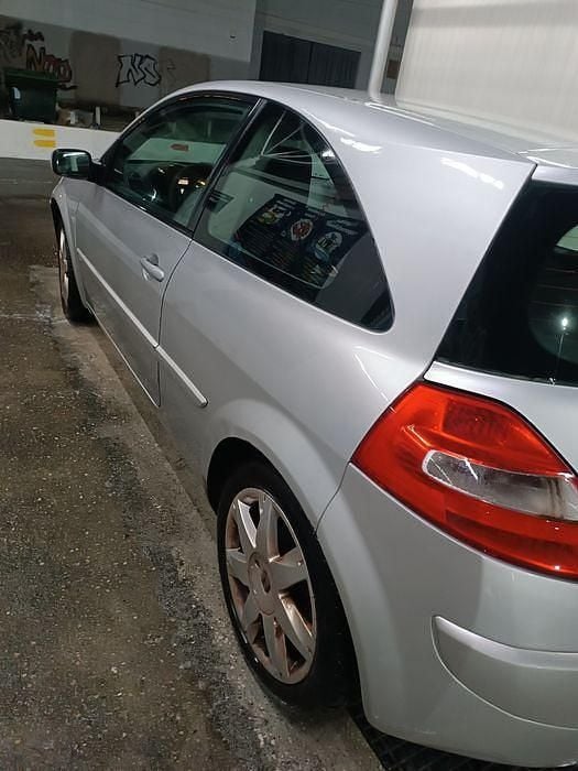 Usado 2007 Renault Mégane II | € 2.650 (Preço justo) - Imagem 1/4
