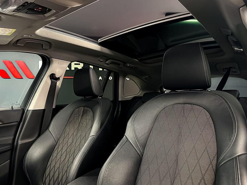 Usado BMW X1 xLine 220 HP (161 kW) 2020 Preto SUV