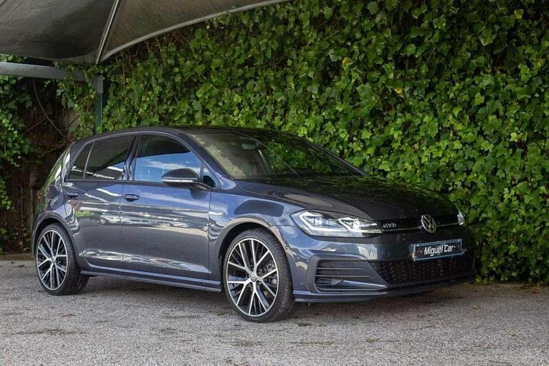 Cinzento Usado 2019 VW Golf VII GTD Citadino | € 25.900 (Preço elevado) - Imagem 1/4