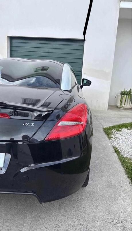 Usado Peugeot RCZ 156 HP (114 kW) 2011 Preto Coupé