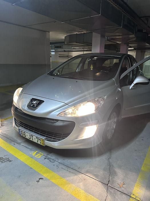 Usado 2010 Peugeot 308 Sedan | € 3.750 (Preço justo) - Imagem 1/4