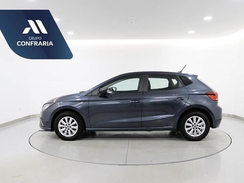 Usado Seat Ibiza Style 95 HP (69 kW) 2024 Cinza Citadino
