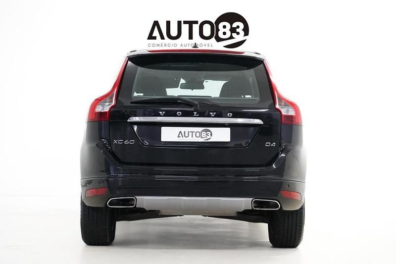 Usado Volvo XC60 190 HP (139 kW) 2016 Preto SUV