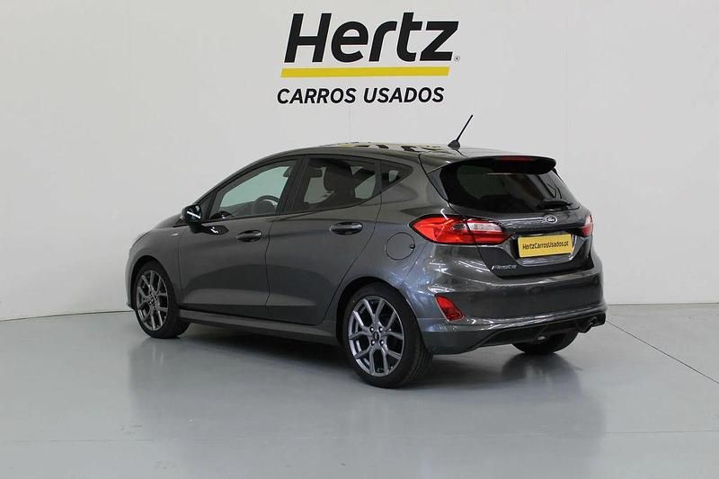 Usado Ford Fiesta 100 HP (73 kW) 2022 Cinzento Citadino
