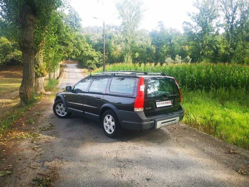 Usado Volvo XC70 185 HP (136 kW) 2007 Preto SUV