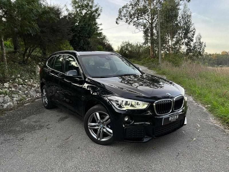 Preto Usado 2018 BMW X1 SUV | € 27.000 (Caro) - Imagem 1/4