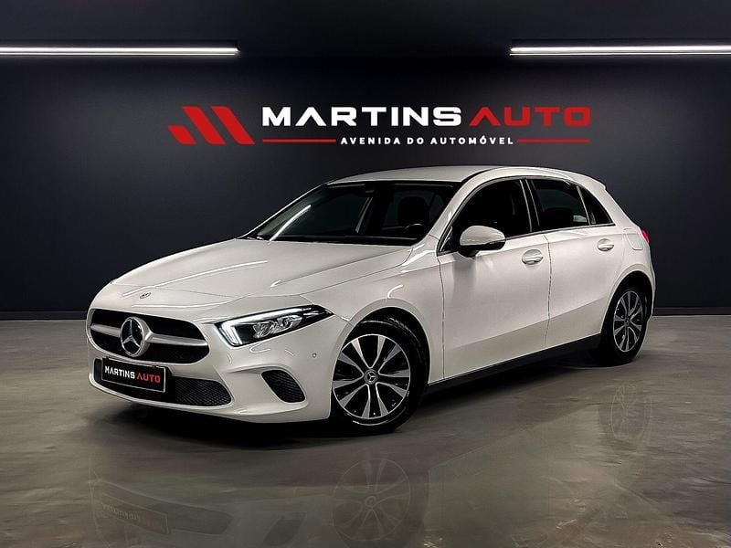Branco Usado 2020 Mercedes A180 Progressive | € 25.990 (Bom preço) - Imagem 1/4