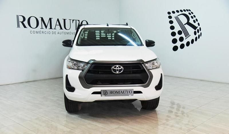 Usado Toyota HiLux 150 HP (110 kW) 2021 Branco Pickup