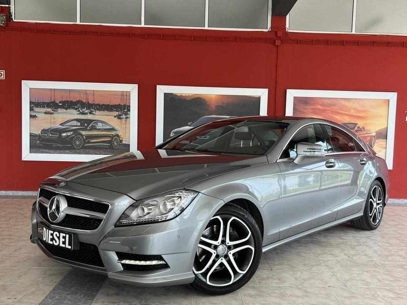 Cinzento Usado 2011 Mercedes CLS250 | € 30.990 - Imagem 1/4