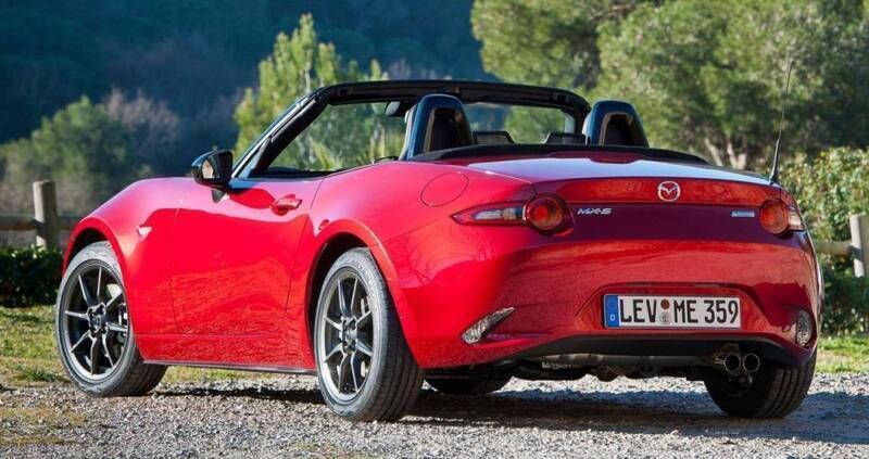 Usado Mazda MX5 Evolve 131 HP (96 kW) 2016 Branco Cabrios