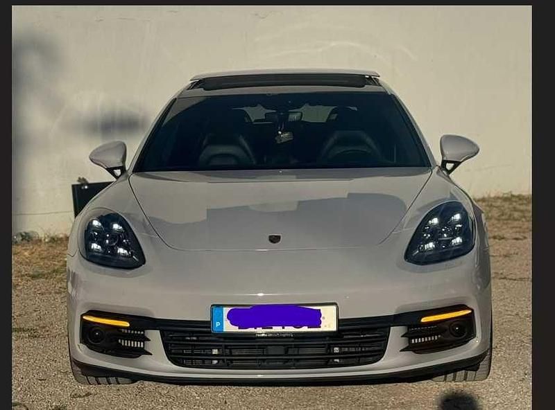 Usado 2020 Porsche Panamera 4 Sedan | € 72.000 - Imagem 1/4