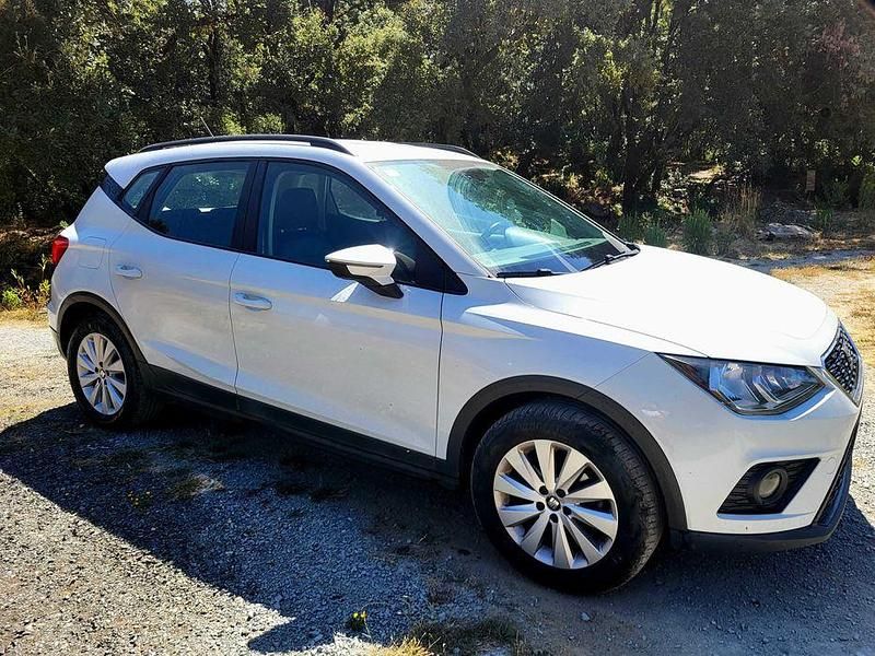 Usado 2019 Seat Arona SUV | € 13.300 (Super Preço) - Imagem 1/4